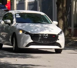 Mazda 2 2023 lộ diện tại Việt Nam