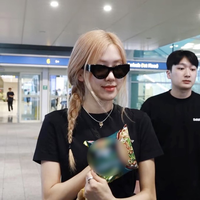 Rosé BlackPink và niềm yêu thích đặc biệt với phở và món ăn Việt Nam