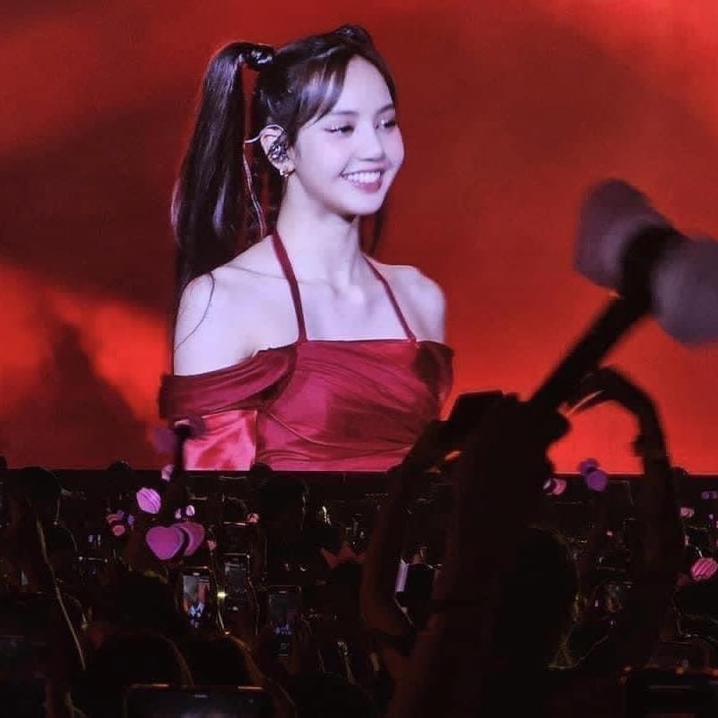 BLACKPINK với màn trình diễn đặc biệt trong đêm diễn Born Pink đầu tiên ở Việt Nam BLACKPINK với màn trình diễn đặc biệt trong đêm diễn Born Pink đầu tiên ở Việt Nam