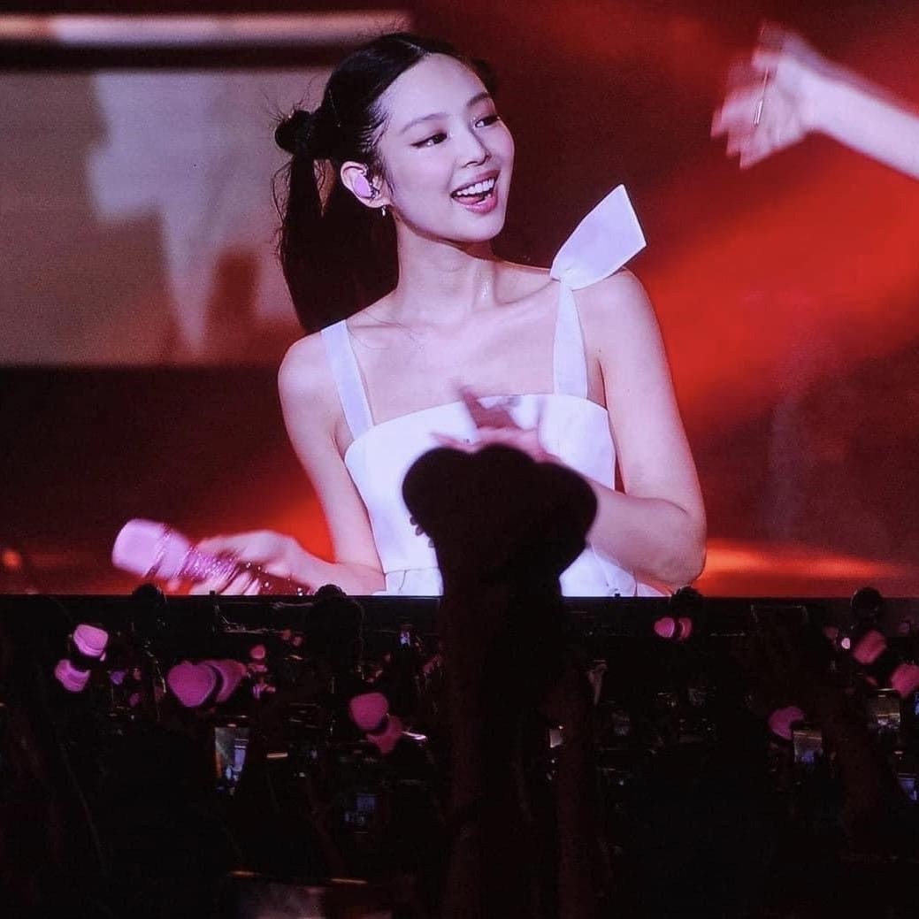 BLACKPINK với màn trình diễn đặc biệt trong đêm diễn Born Pink đầu tiên ở Việt Nam BLACKPINK với màn trình diễn đặc biệt trong đêm diễn Born Pink đầu tiên ở Việt Nam