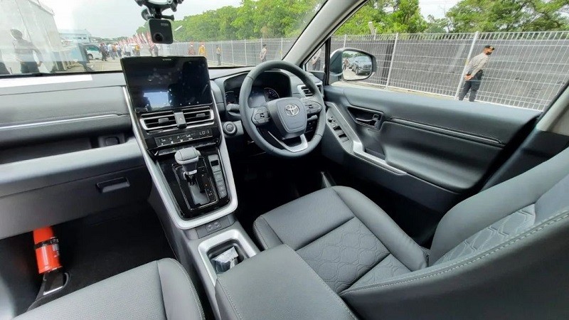 Toyota Innova 2023 thế hệ mới được đánh giá cao về thiết kế.