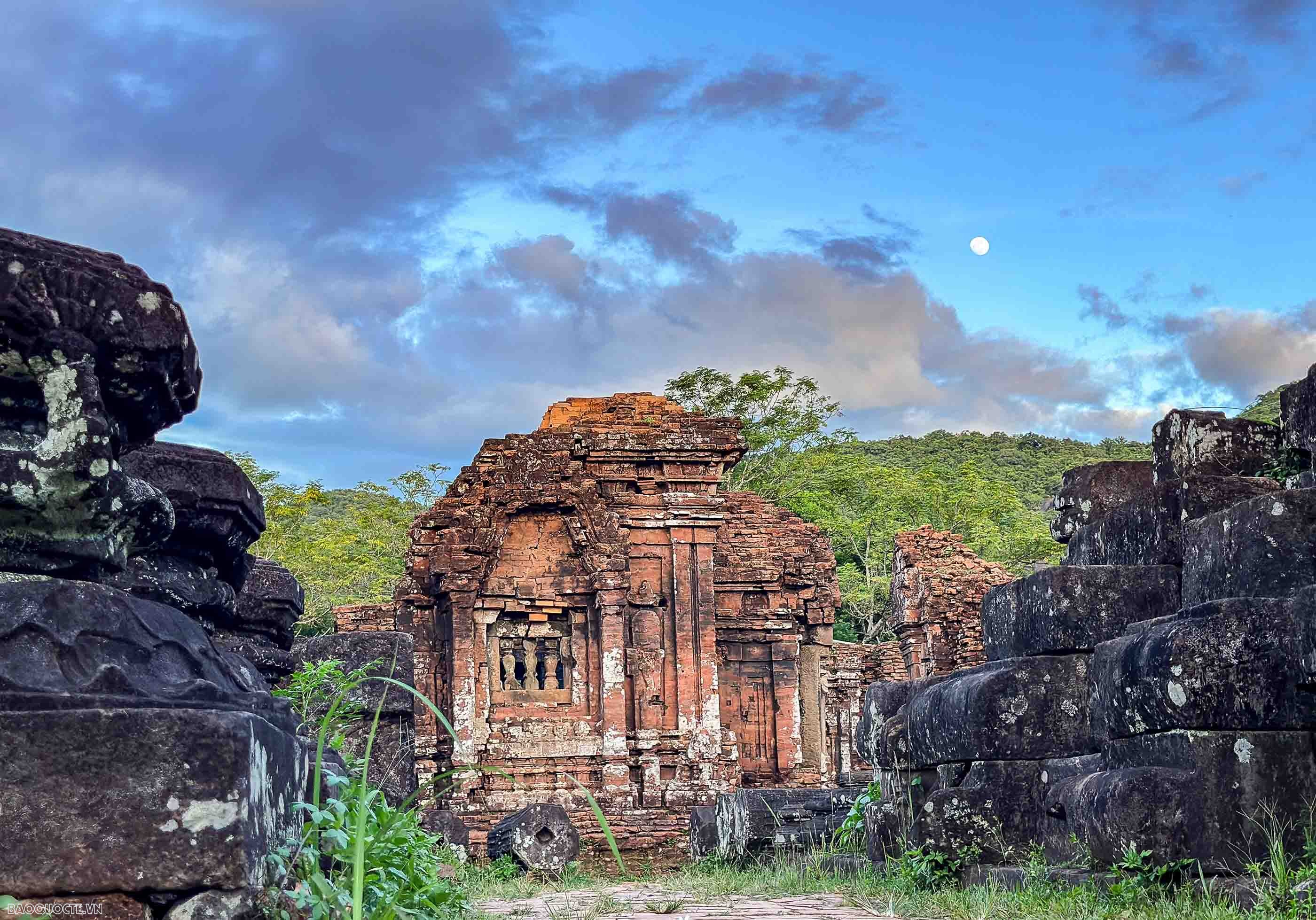 Khám phá Thánh địa Mỹ Sơn-Dấu ấn Chăm Pa giữ lòng xứ Quảng Khám phá Thánh địa Mỹ Sơn-Dấu ấn Chăm Pa giữ lòng xứ Quảng