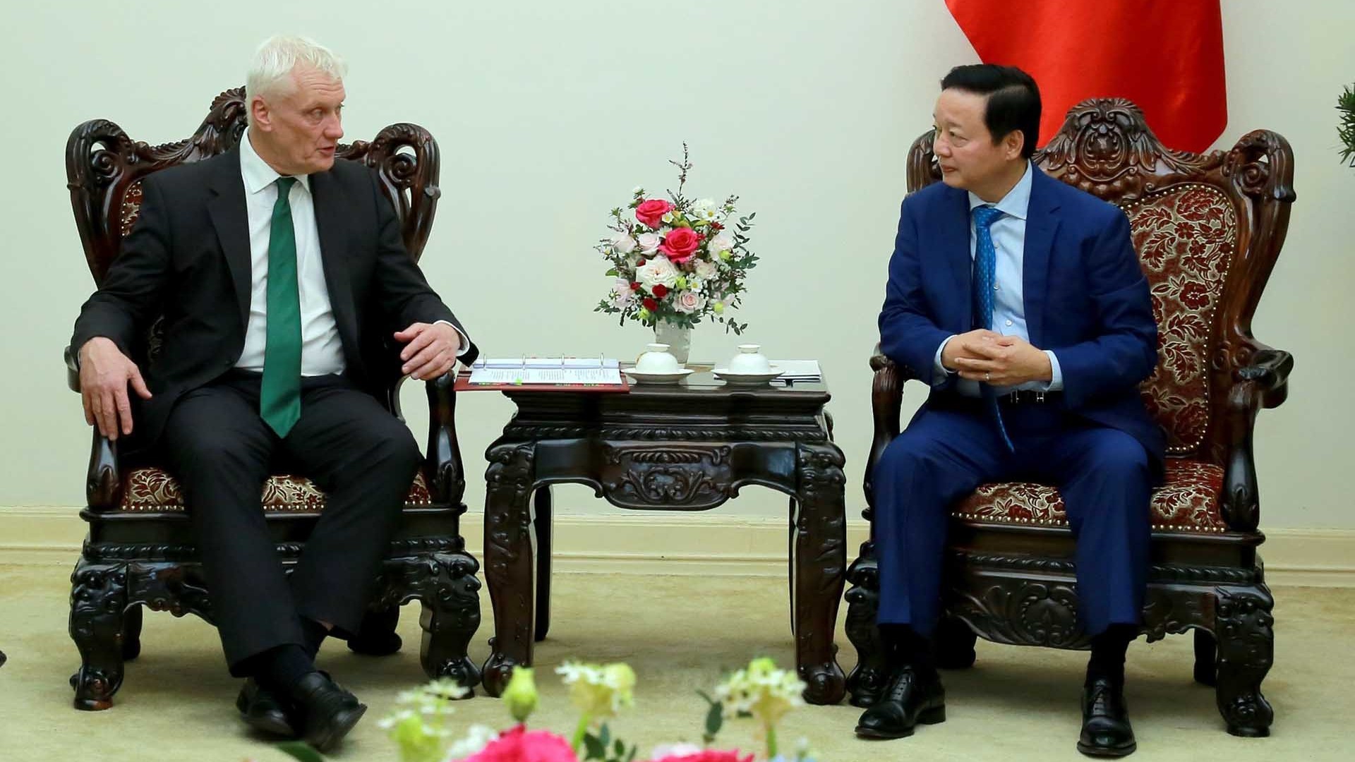 viet nam mong muon vuong quoc anh chia se kinh nghiem phat trien nang luong tai tao