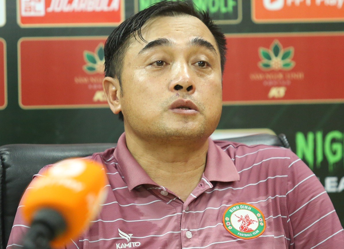 HLV trưởng CLB Bình Định Nguyễn Đức Thắng nói sau trận đấu.: V-League 2023: Hình ảnh Đặng Văn Lâm cứu thua xuất thần ngày HLV Philippe Troussier dự khán