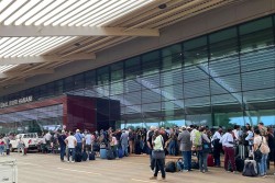 Tình hình Niger: Biên giới trên bộ và trên không mở với 5 nước, Pháp sơ tán 262 người trên chuyến bay đầu tiên, Mỹ kiên quyết ở lại