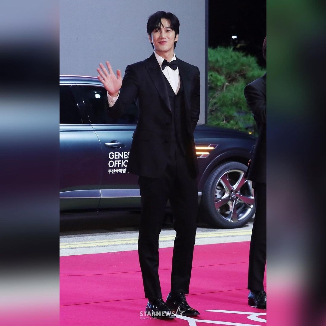 Bạn trai của Jisoo 'chị cả' nhóm BlackPink là ai?