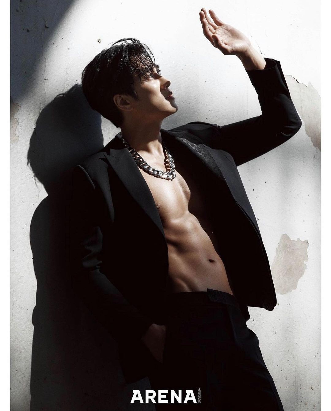 Bạn trai của Jisoo 'chị cả' nhóm BlackPink là ai?