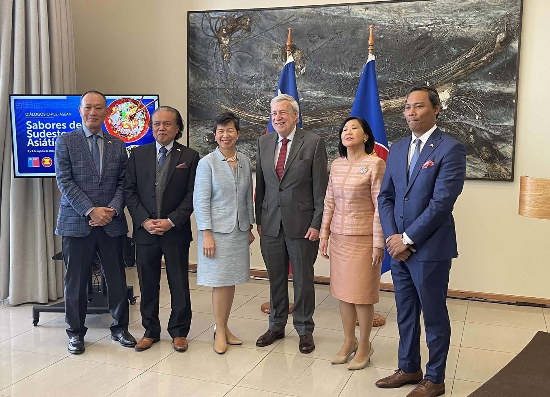 Chuỗi hoạt động kỷ niệm Ngày ASEAN tại Chile