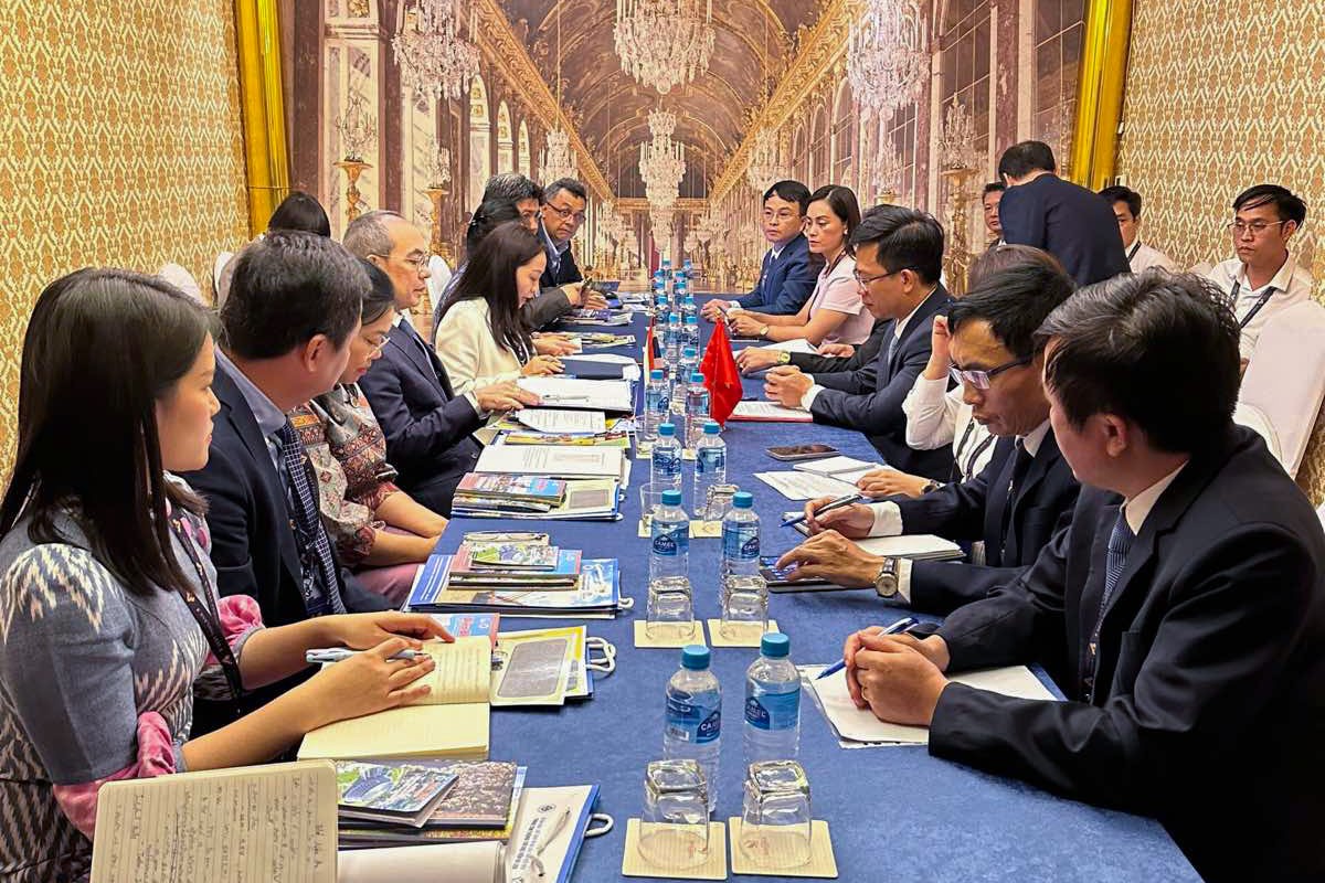 Việt Nam lần đầu tiên tổ chức Hội nghị Gặp gỡ Thái Lan