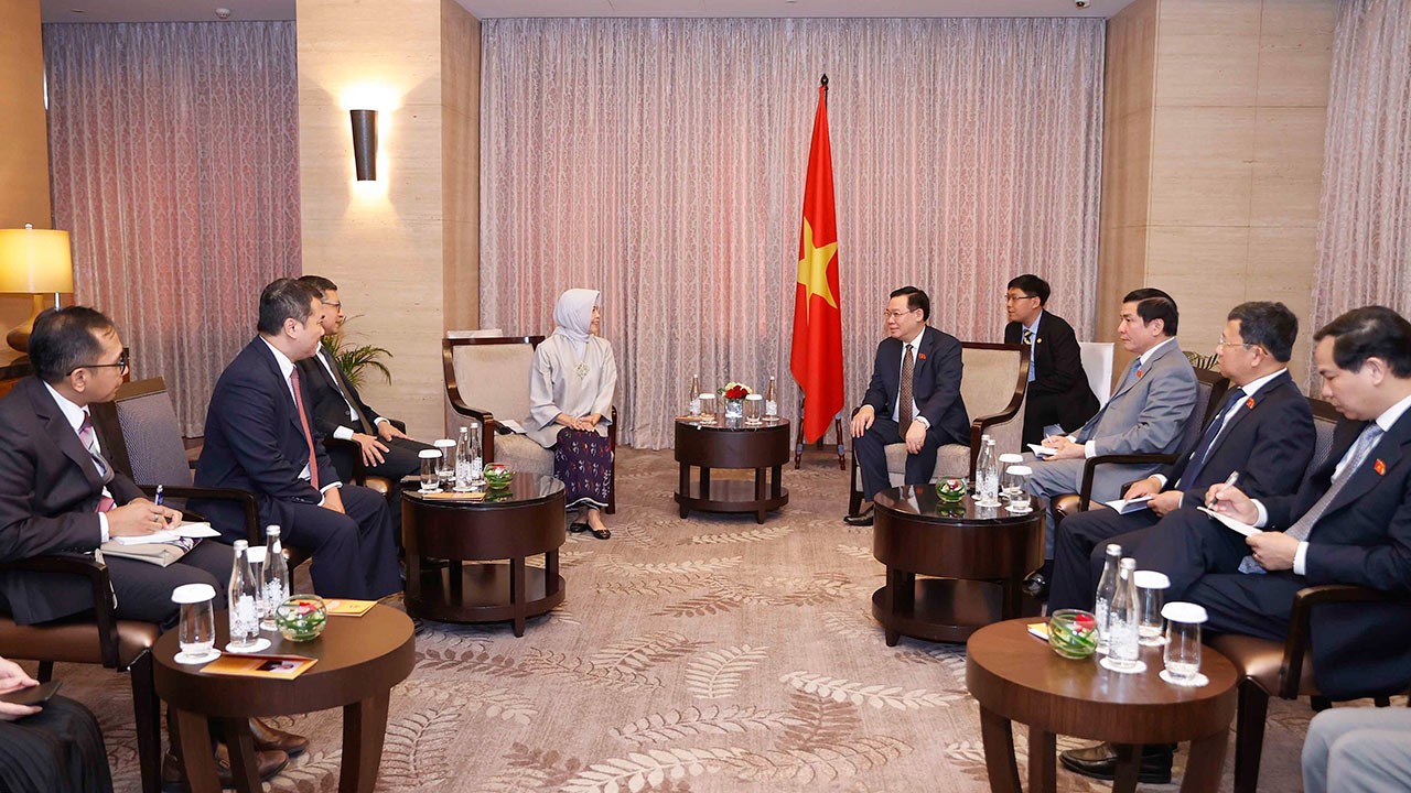 Chủ tịch Quốc hội Vương Đình Huệ tiếp Chủ tịch Ủy ban Kiểm toán Indonesia Chủ tịch Quốc hội Vương Đình Huệ tiếp Chủ tịch Ủy ban Kiểm toán Indonesia