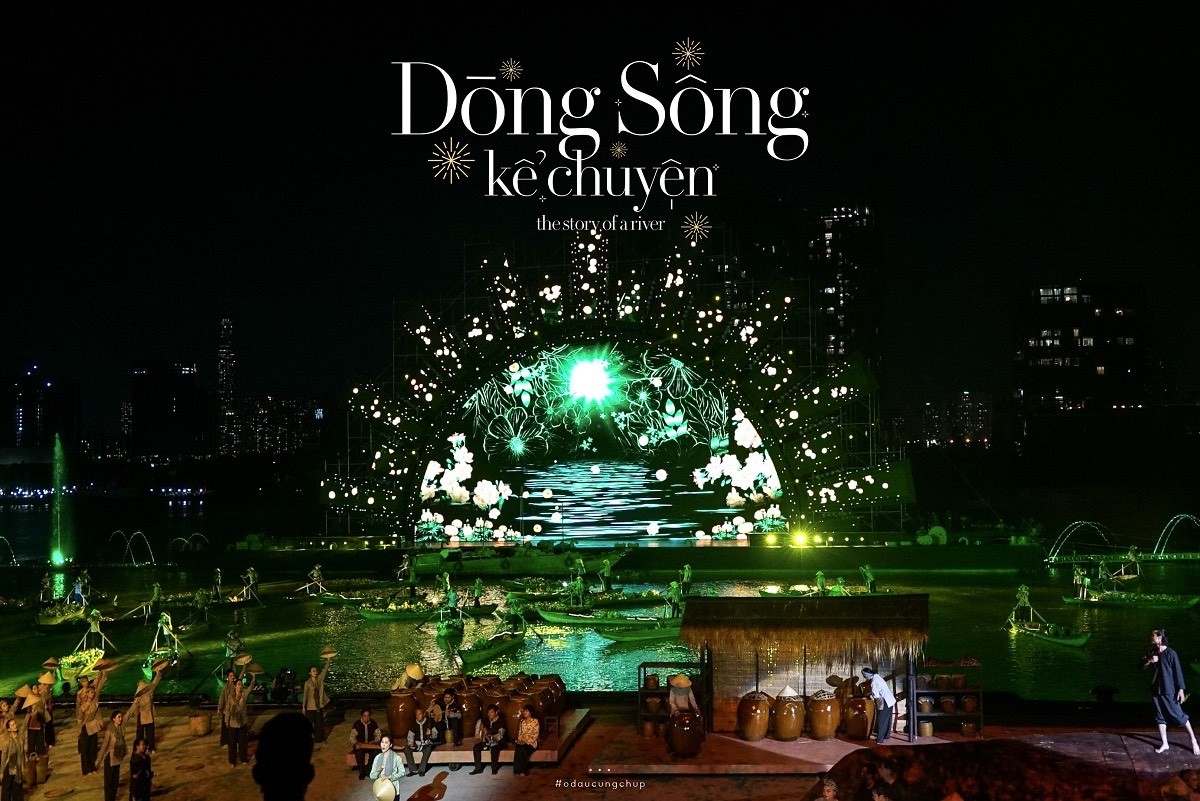 Dòng sông kể chuyện: ‘Đại tiệc’ âm thanh, ánh sáng nghệ thuật đầy sắc màu tại TP. Hồ Chí Minh Dòng sông kể chuyện: ‘Đại tiệc’ âm thanh, ánh sáng nghệ thuật đầy sắc màu tại TP. Hồ Chí Minh