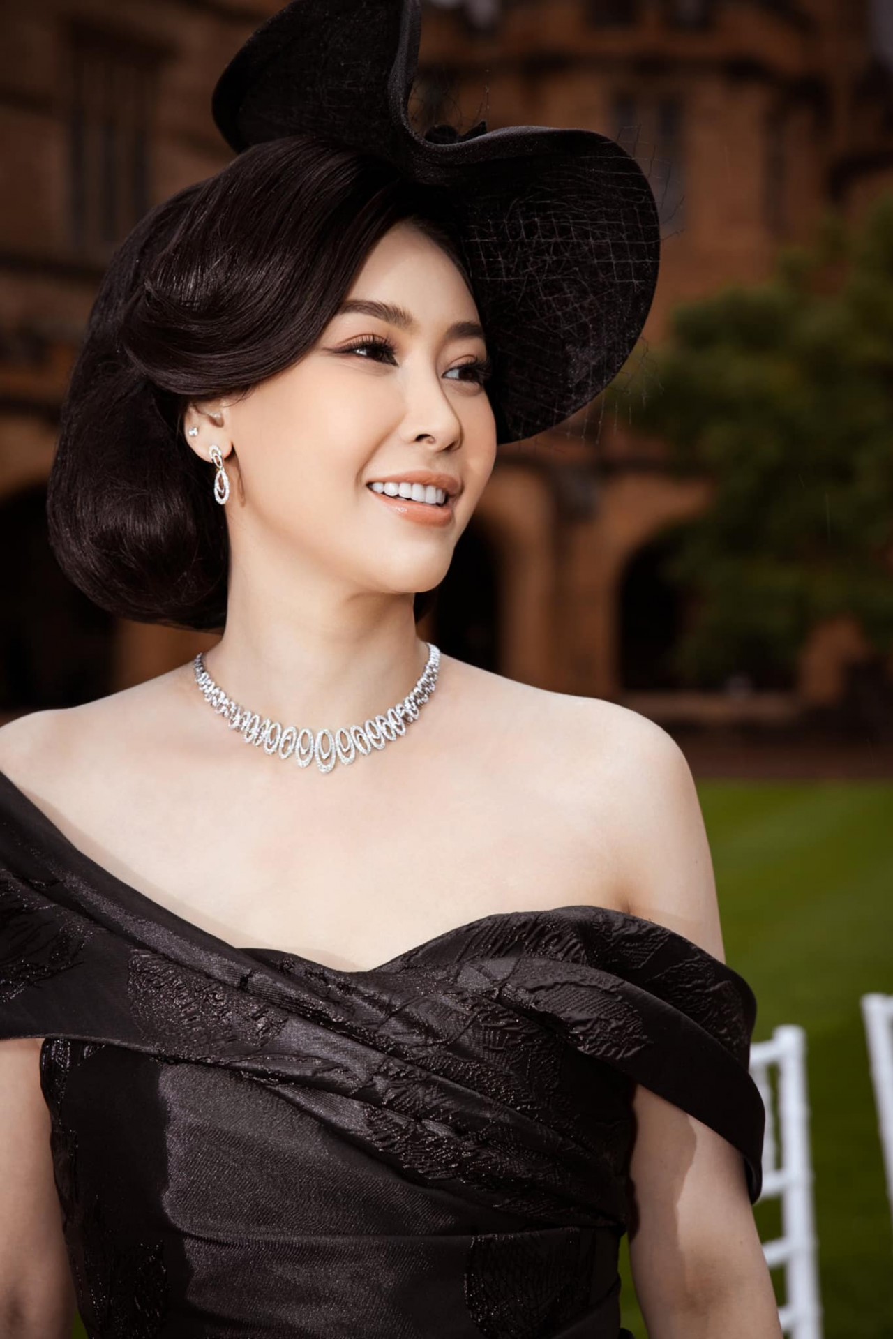 Hoa hậu Hà Kiều Anh