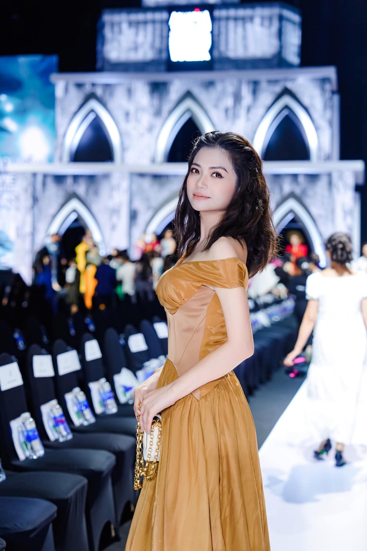 Nhan sắc diễn viên Kiều Anh Nhan sắc diễn viên Kiều Anh