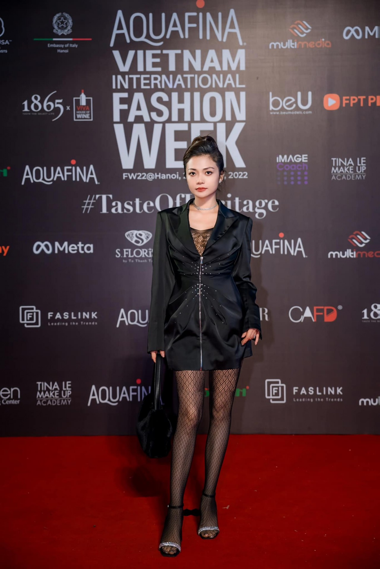 Nhan sắc diễn viên Kiều Anh