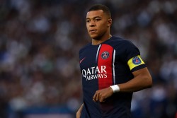 Truyền thông: Sau kỳ nghỉ, Kylian Mbappe sẽ phải tập với đội trẻ PSG