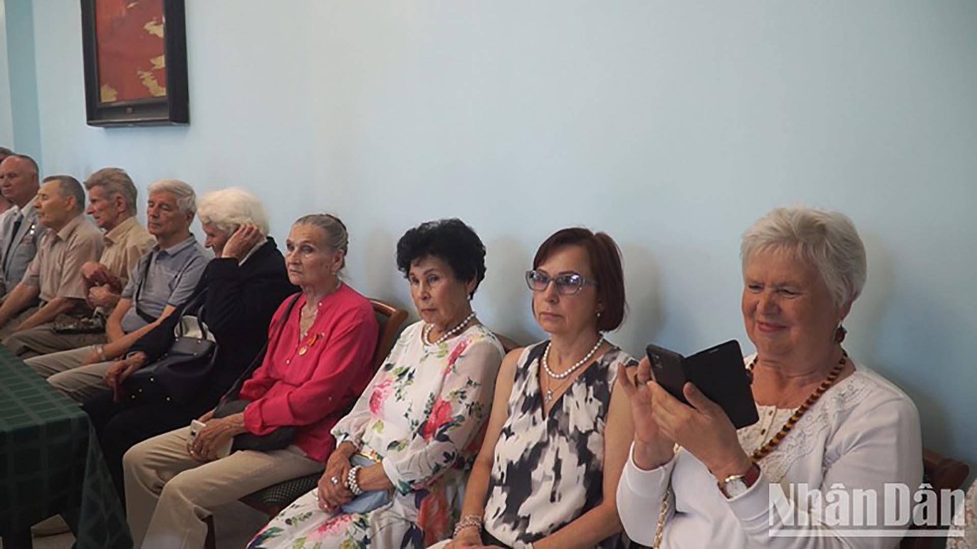 Các đại biểu tham dự cuộc gặp. (Nguồn: nhandan.vn)