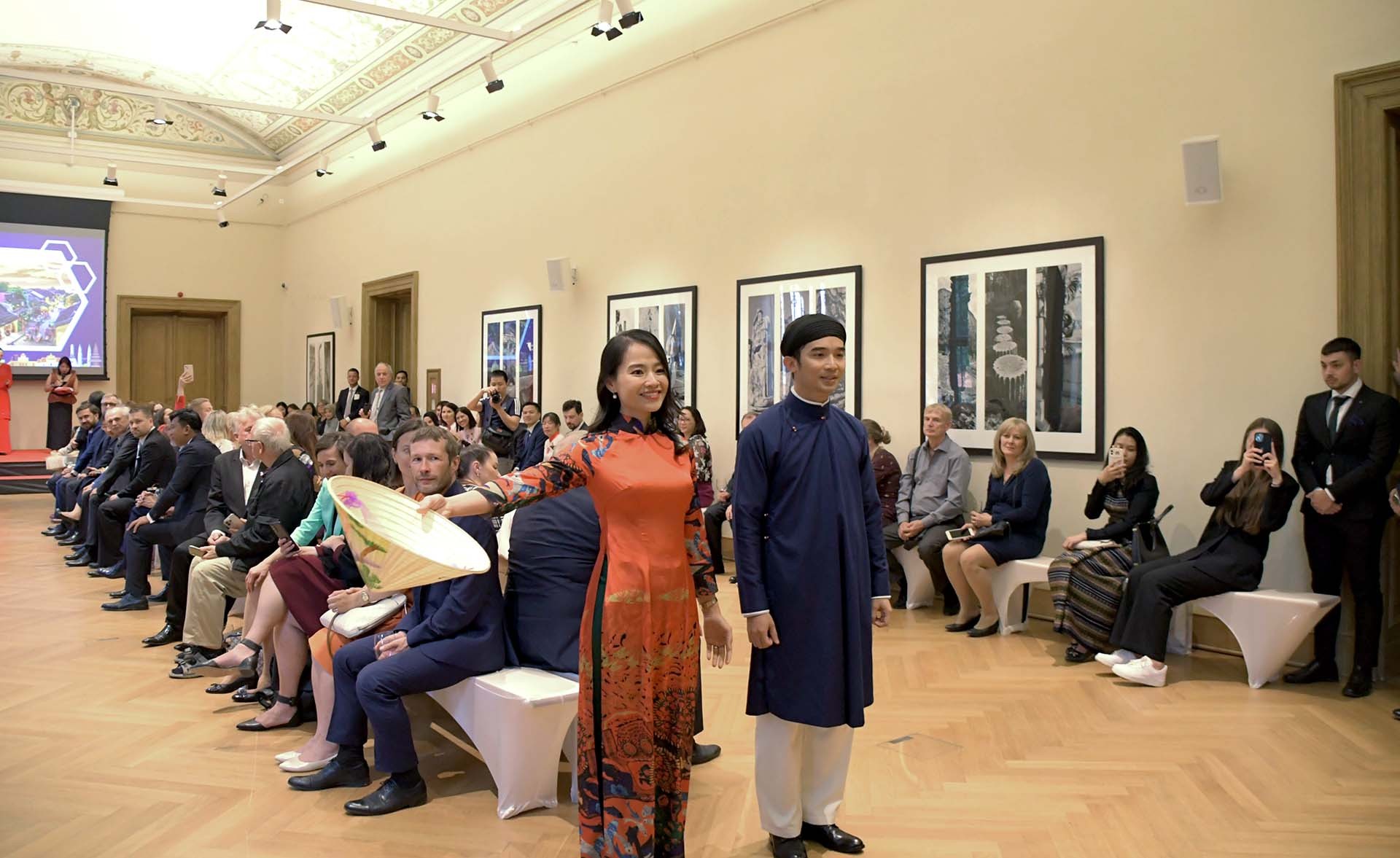 Đại sứ quán Việt Nam tại Czech tham dự lễ kỷ niệm 56 năm ngày thành lập ASEAN