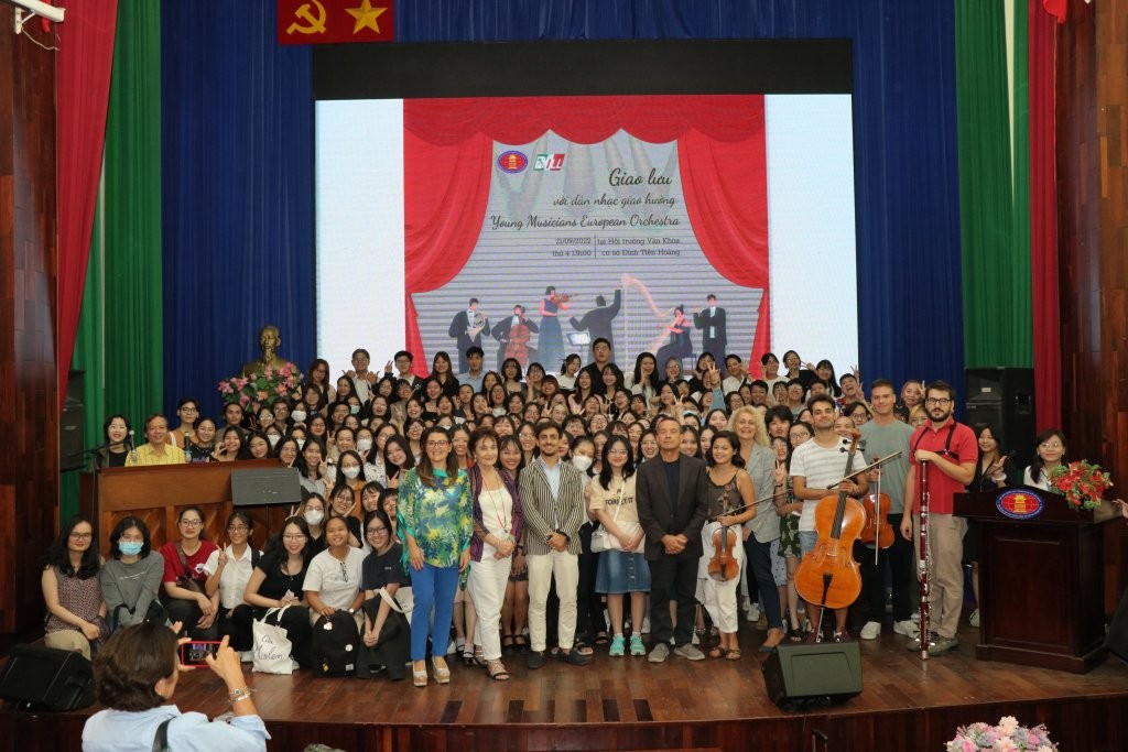 Nhạc trưởng Paolo Olmi và cầu nối văn hóa Việt Nam-Italy Nhạc trưởng Paolo Olmi và cầu nối văn hóa Việt Nam-Italy