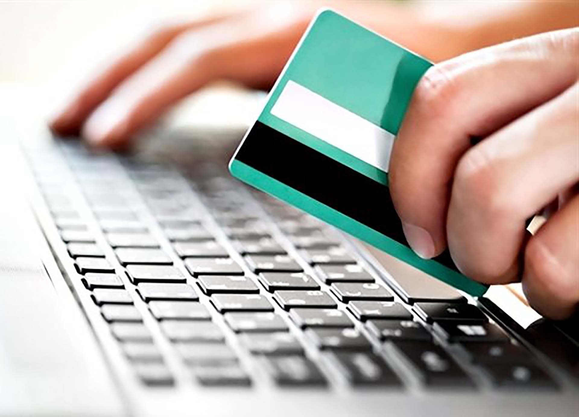 Nghị định về bảo vệ dữ liệu cá nhân: Bước tiến bảo đảm quyền con người trong chuyển đổi số Nghị định về bảo vệ dữ liệu cá nhân: Bước tiến bảo đảm quyền con người trong chuyển đổi số