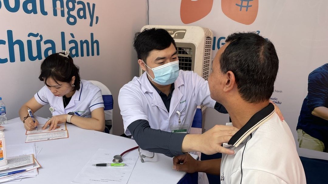 Thuốc lá là nguyên nhân chính gây ra bệnh ung thư phổi