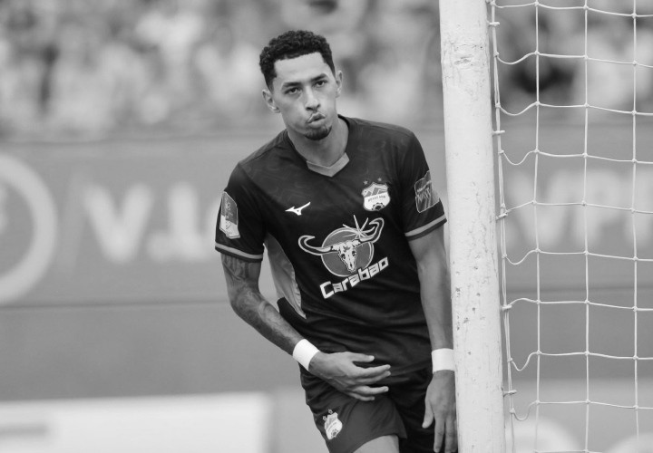 Tiền đạo Paollo Madeira Oliveira của CLB Hoàng Anh Gia Lai.