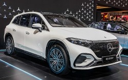 Cận cảnh Mercedes-Benz EQS 450 vừa ra mắt tại Indonesia, giá bán 5,5 tỷ đồng