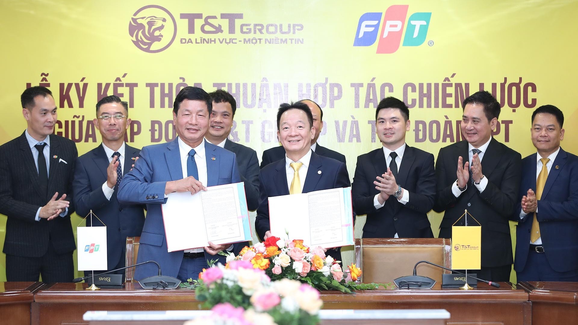 tap doan tt group hop tac chien luoc voi tap doan fpt