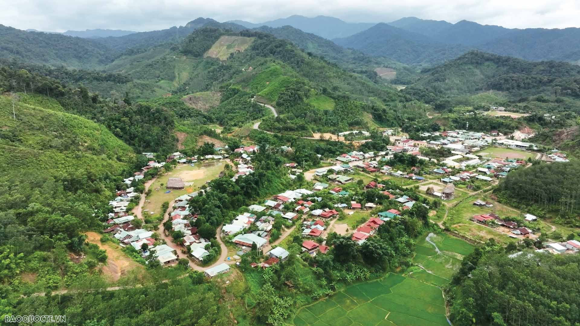 Nhà Gươl: Biểu tượng văn hoá của dân tộc Cơ Tu