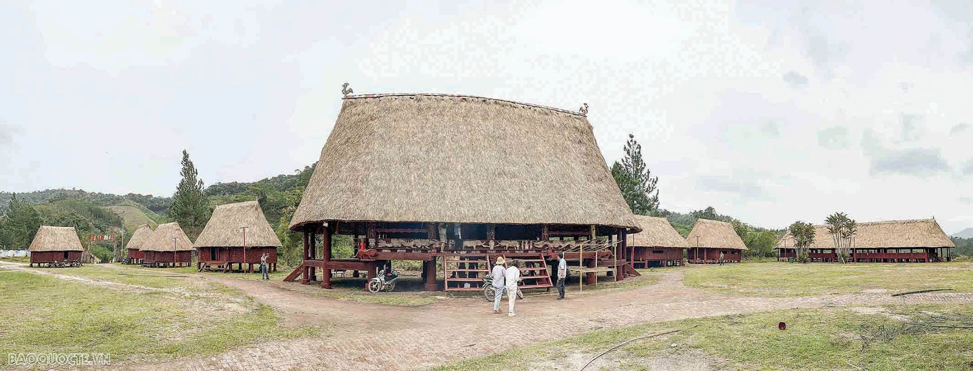 Nhà Gươl: Biểu tượng văn hoá của dân tộc Cơ Tu