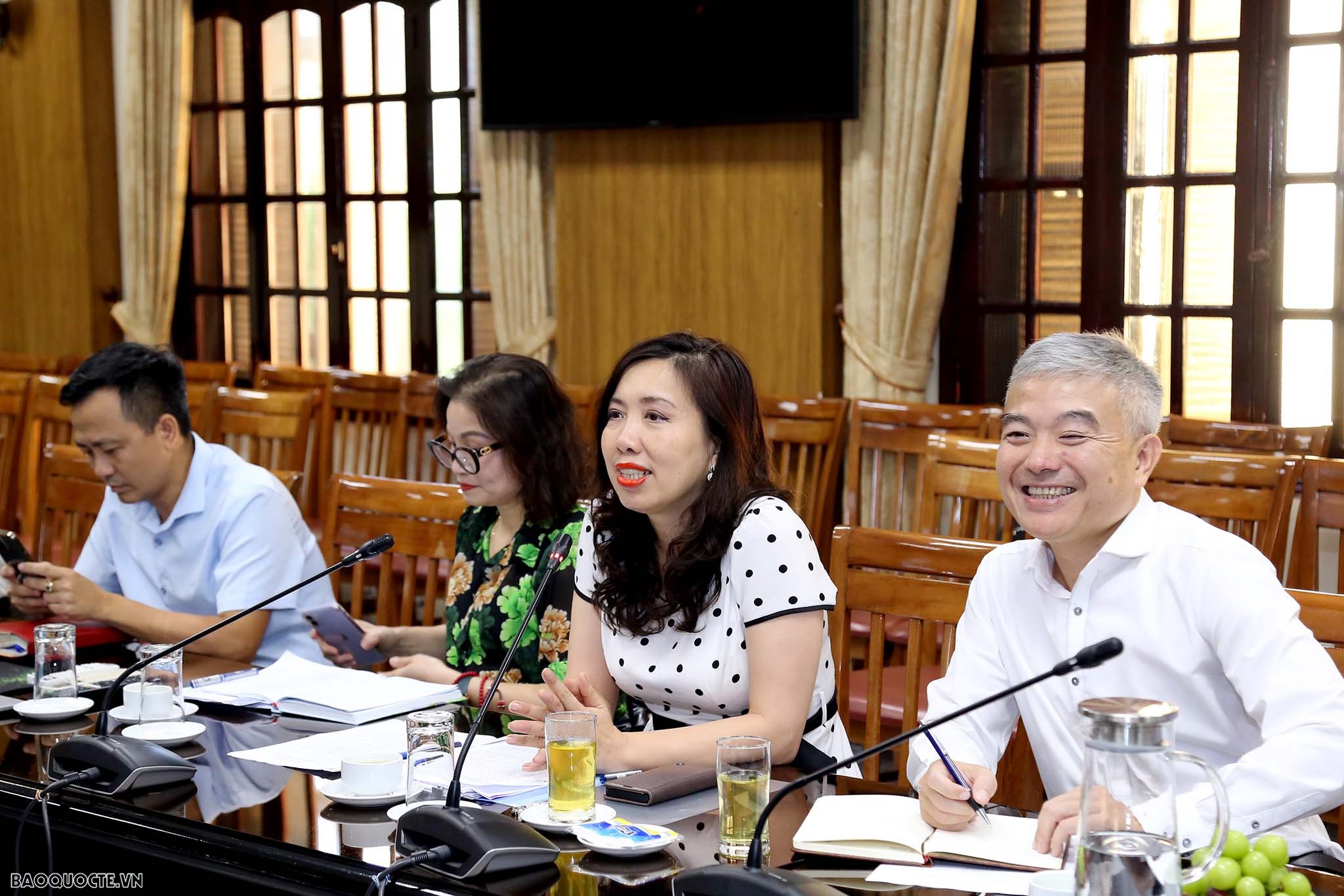 Chia sẻ kinh nghiệm thực tiễn triển khai các dự án công nghệ thông tin phục vụ chuyển đổi số Chia sẻ kinh nghiệm triển khai các dự án công nghệ thông tin phục vụ chuyển đổi số