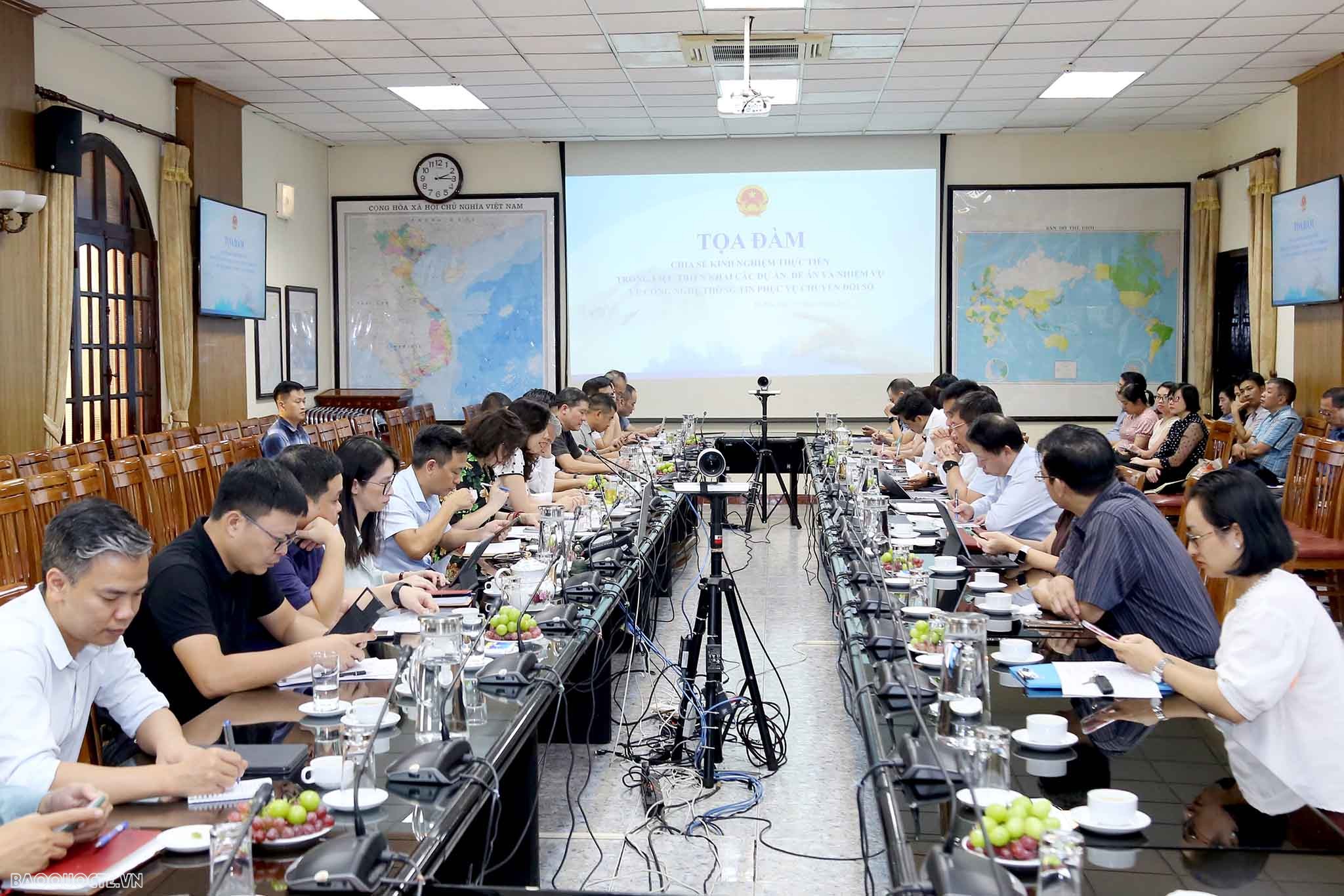 Chia sẻ kinh nghiệm thực tiễn triển khai các dự án công nghệ thông tin phục vụ chuyển đổi số Chia sẻ kinh nghiệm triển khai các dự án công nghệ thông tin phục vụ chuyển đổi số