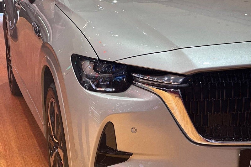 Cận cảnh Mazda CX-60 vừa ra mắt tại Indonesia, giá gần 1,9 tỷ đồng Cận cảnh Mazda CX-60 vừa ra mắt tại Indonesia, giá gần 1,9 tỷ đồng