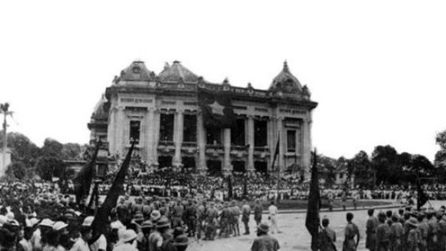 Kỷ niệm 78 năm Cách mạng tháng Tám năm 1945: Tự hào về khả năng vươn lên mạnh mẽ của dân tộc