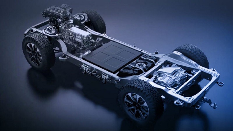 Leopard 5 nhỏ hơn một chút so với mẫu Toyota Land Cruiser Prado.