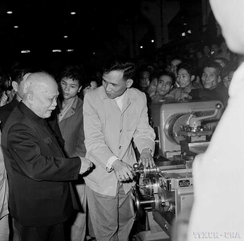 Chủ tịch Tôn Đức Thắng: Nhà cách mạng tiêu biểu, tấm gương mẫu mực về đạo đức cách mạng