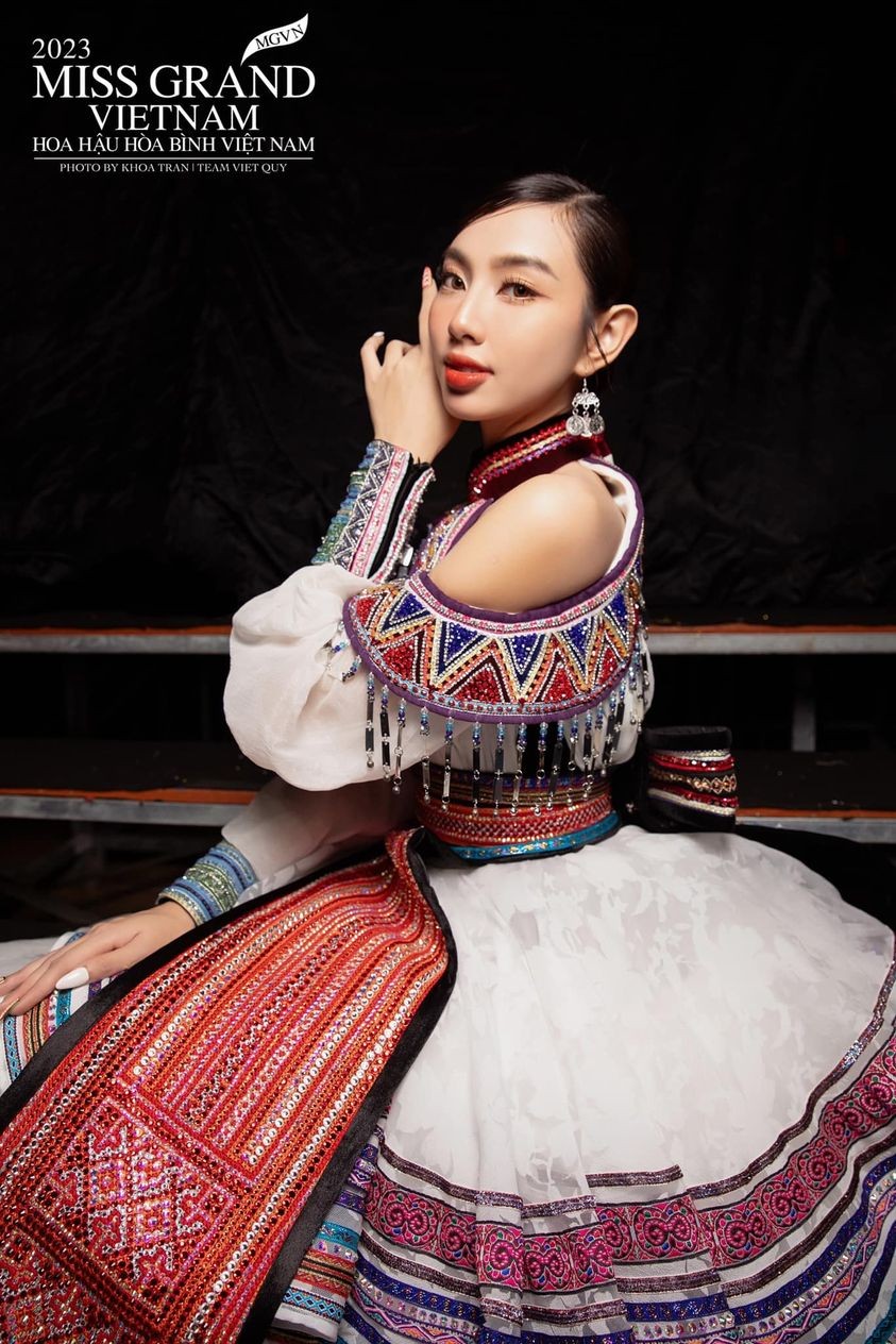 Hoa hậu Thùy Tiên