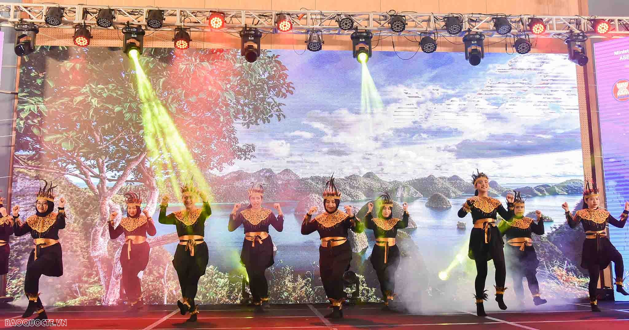 Một ASEAN không chỉ là bạn bè, mà còn là một gia đình