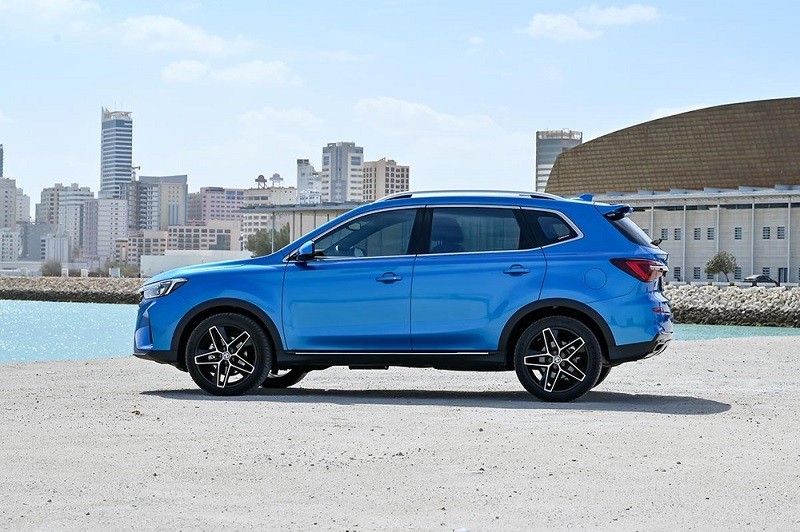 MG RX5 2023 được các nhân viên đại lý chào bán thuộc nhóm CUV cỡ B. MG RX5 2023 được các nhân viên đại lý chào bán thuộc nhóm CUV cỡ B.