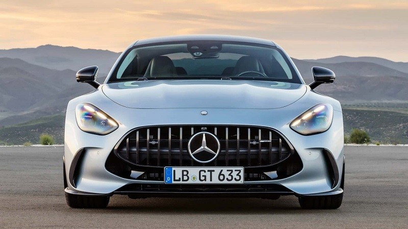Mercedes-AMG GT 2024 được cải tiến toàn diện.