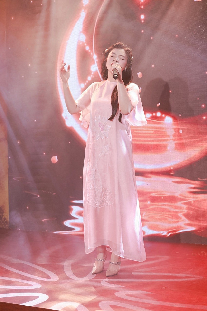 Ca sĩ Phạm Phương Thảo Ca sĩ Phạm Phương Thảo