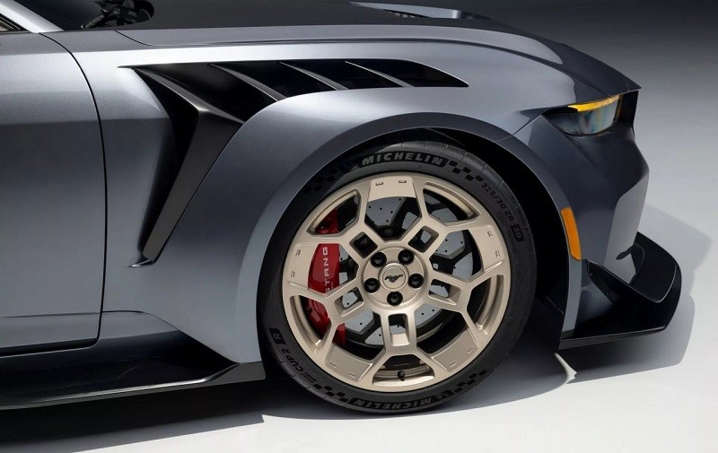 Cận cảnh siêu xe Ford Mustang GTD 2025, giá từ 7,3 tỷ đồng