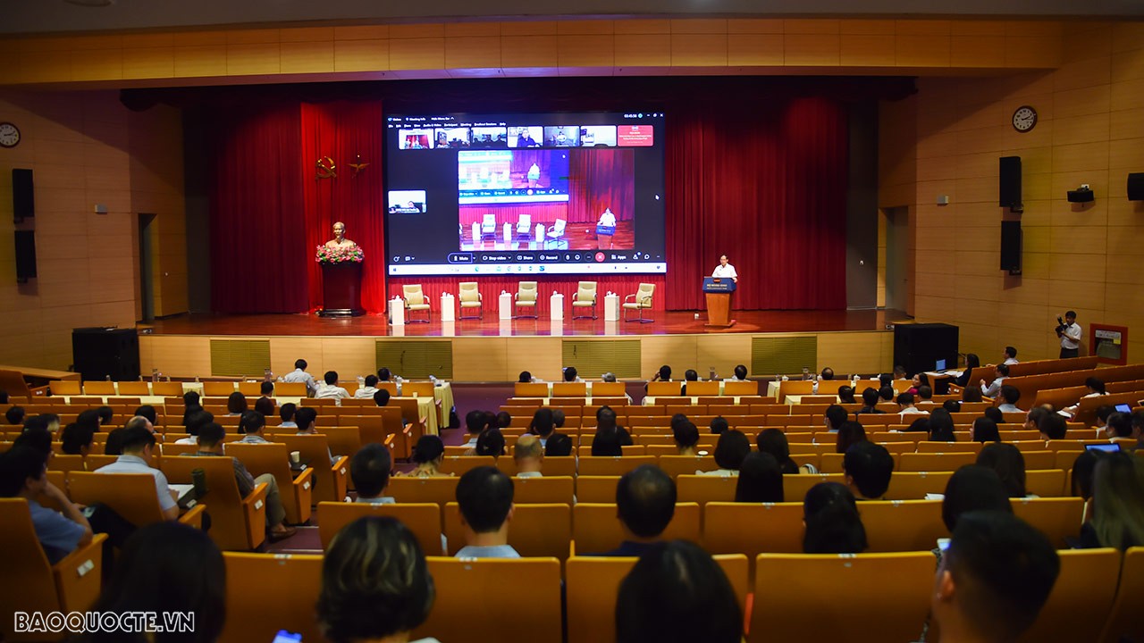 Tọa đàm ‘Phát huy truyền thống vẻ vang, xây dựng nền ngoại giao Việt Nam tiên phong, toàn diện, hiện đại, phụng sự Tổ quốc’ Tọa đàm ‘Phát huy truyền thống vẻ vang, xây dựng nền ngoại giao Việt Nam tiên phong, toàn diện, hiện đại, phụng sự Tổ quốc’