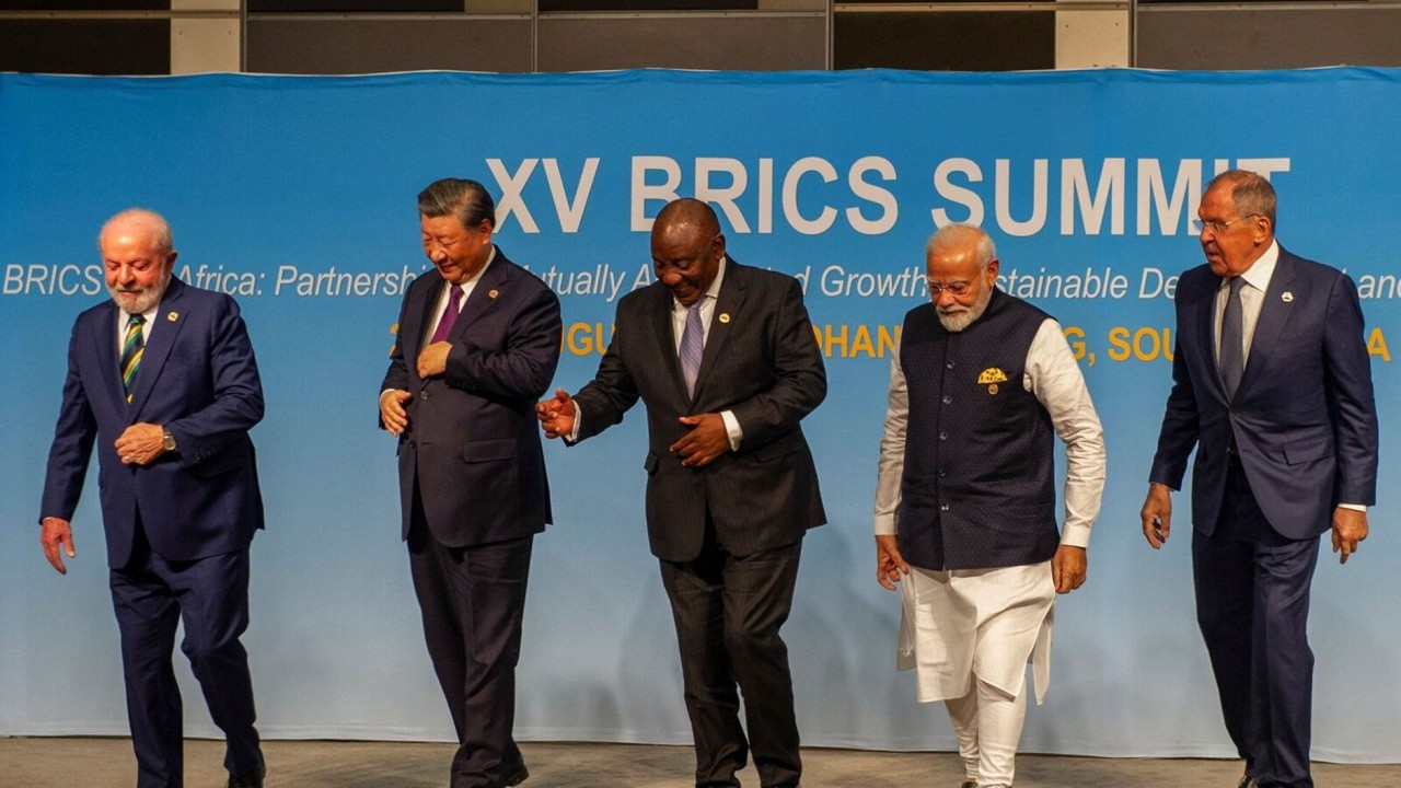Hội nghị thượng đỉnh BRICS, những thông điệp, hàm ý đối với nền kinh tế và an ninh chính trị thế giới Hội nghị thượng đỉnh BRICS, những thông điệp, hàm ý đối với nền kinh tế và an ninh chính trị thế giới