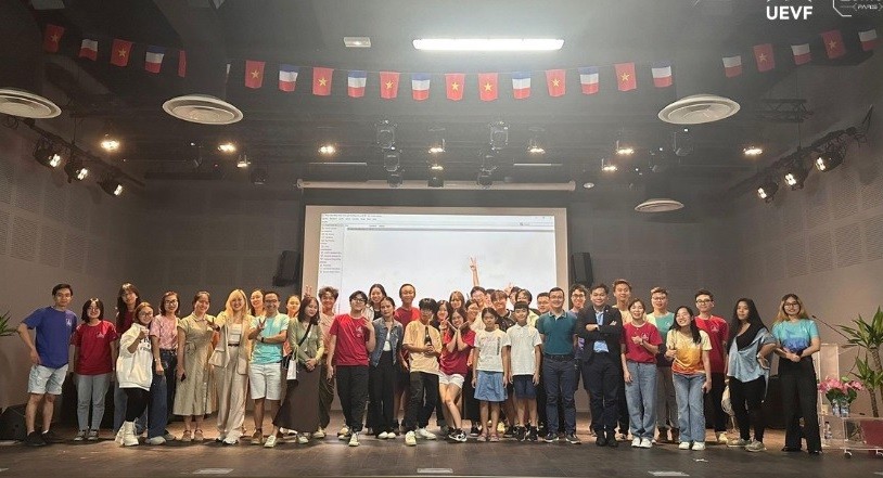 Trại Hè Thanh niên Sinh viên Việt Nam tại châu Âu 2023 thu hút gần 200 bạn trẻ đến từ 10 quốc gia Trại Hè Thanh niên Sinh viên Việt Nam tại châu Âu 2023 thu hút gần 200 bạn trẻ đến từ 10 quốc gia