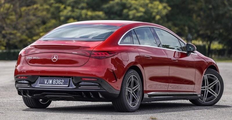 Cận cảnh xe điện Mercedes-Benz EQE350 vừa ra mắt tại Malaysia, giá gần 2,2 tỷ đồng