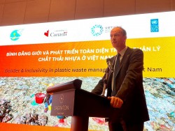 Lồng ghép bình đẳng giới và phát triển toàn diện trong giải quyết vấn đề ô nhiễm ở Việt Nam