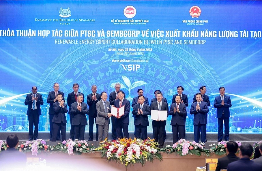 Liên danh PTSC - Sembcorp đón nhận giấy phép khảo sát các dự án năng lượng tái tạo ngoài khơi. Liên danh PTSC - Sembcorp đón nhận giấy phép khảo sát các dự án năng lượng tái tạo ngoài khơi.