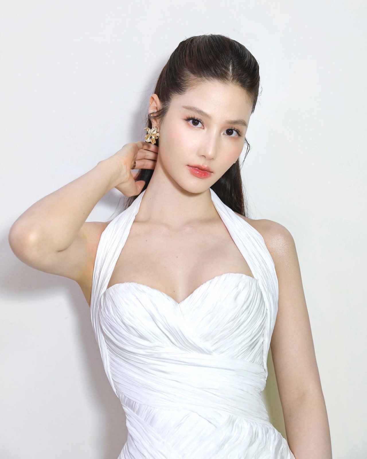 Diễn viên Diễm My 9X