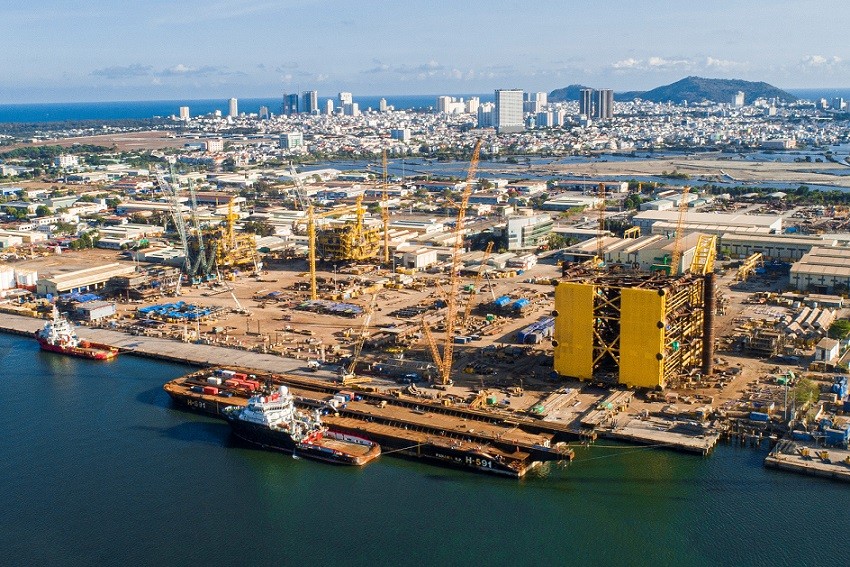 Khu cảng chế tạo của PTSC. Khu cảng chế tạo của PTSC.