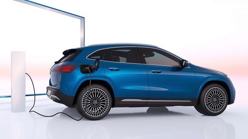 Cận cảnh SUV thuần điện Mercedes-Benz EQA 2024 sắp ra mắt tại châu Âu
